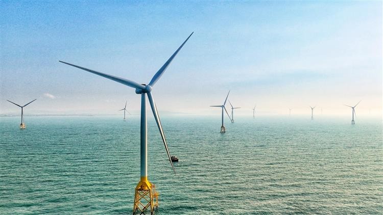 海能風場完工併聯 加入綠能發電行列 每年可為約卅八萬戶家庭提供潔淨風能電力 海能風場完工併聯 加入綠能發電行列 每年可為約卅八萬戶家庭提供潔淨風能電力